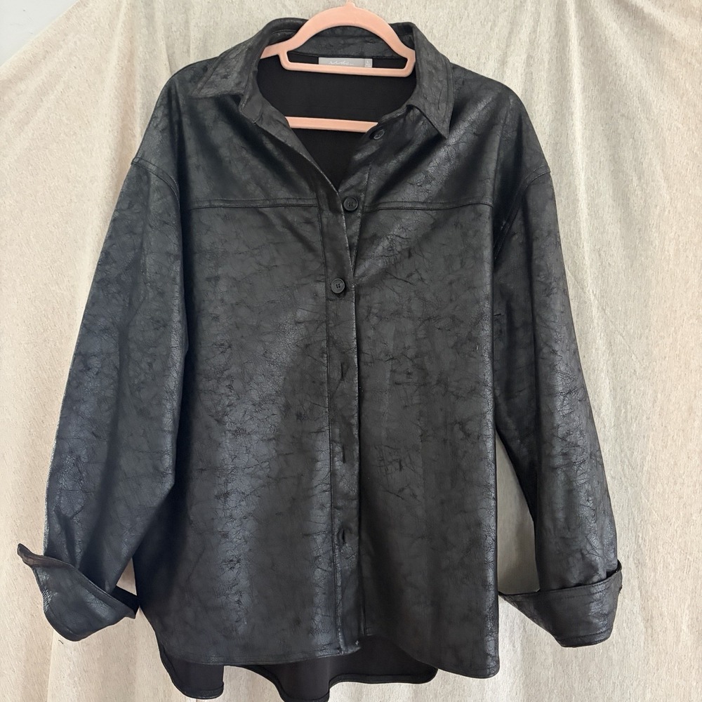 Red by BKE Women s Large Faux Leather Button‎ Shirt Black Long Sleeve Pockets